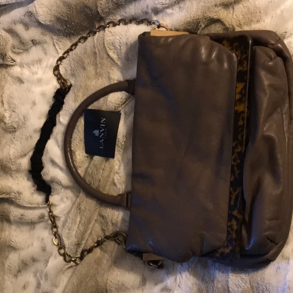 Mid brown/grey color bag